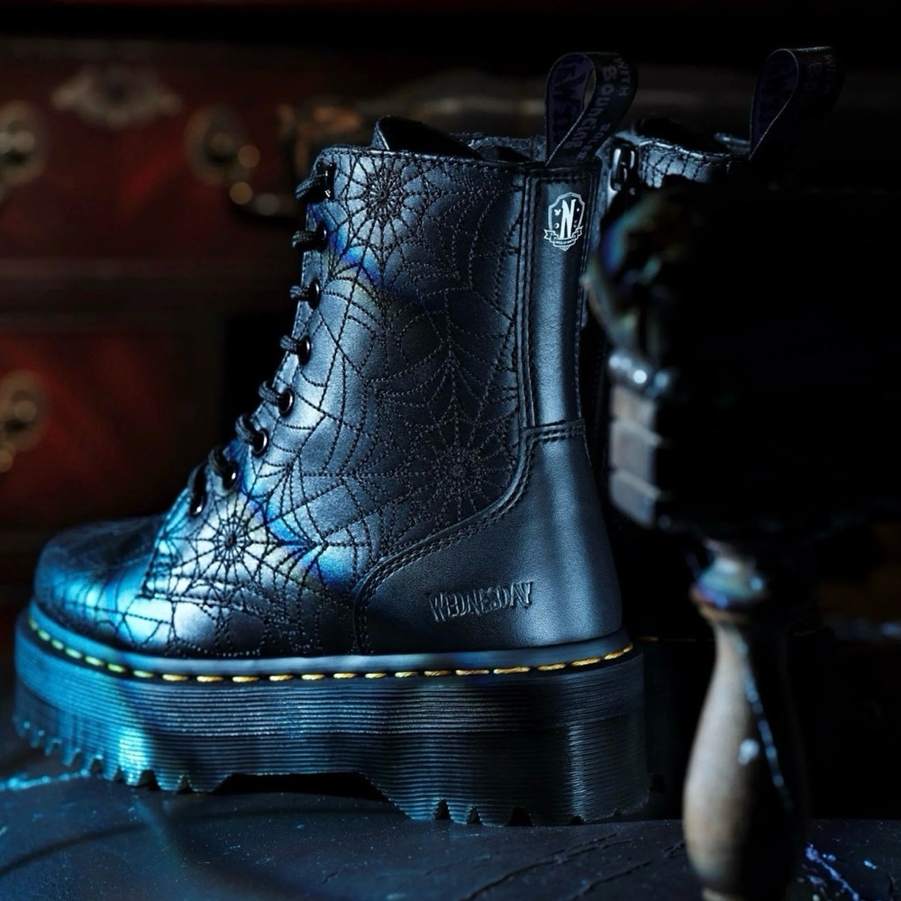 Dr Martens Wednesday Jadon Boot Platform Black Spiderweb size 10 NEW Women - Picture 2 of 9